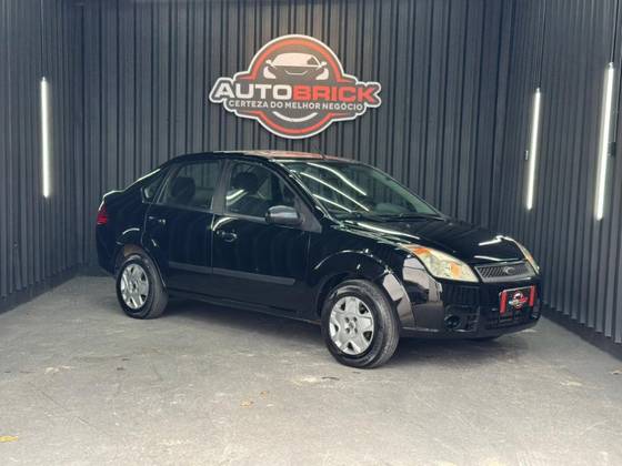 FORD FIESTA 1.0 MPI SEDAN 8V FLEX 4P MANUAL FORD FIESTA 1.0 MPI SEDAN 8V FLEX 4P MANUAL
